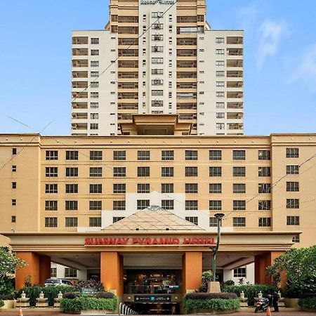 Millennium Suite At Pyramid Tower Petaling Jaya Ngoại thất bức ảnh