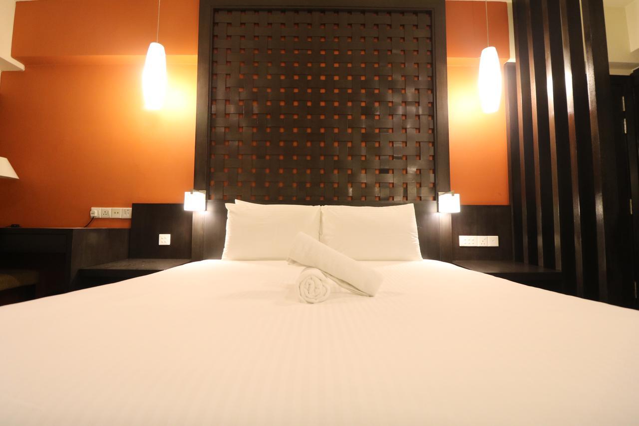Millennium Suite At Pyramid Tower Petaling Jaya Ngoại thất bức ảnh