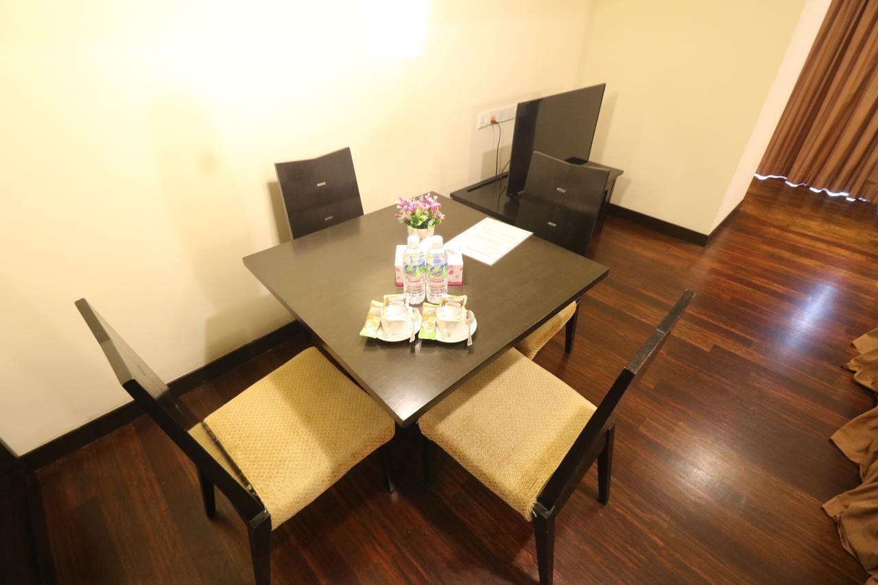 Millennium Suite At Pyramid Tower Petaling Jaya Ngoại thất bức ảnh